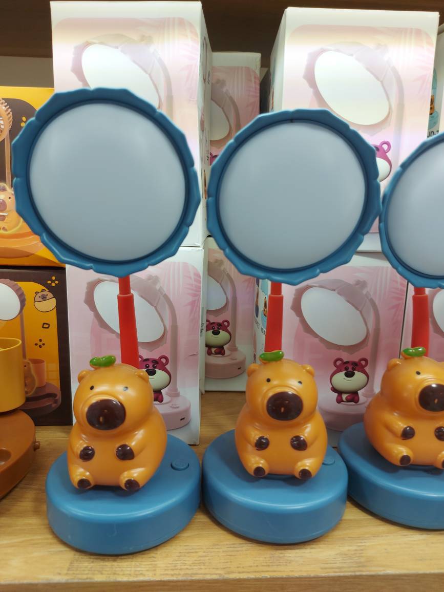 چراغ مطالعه کاپی بارا