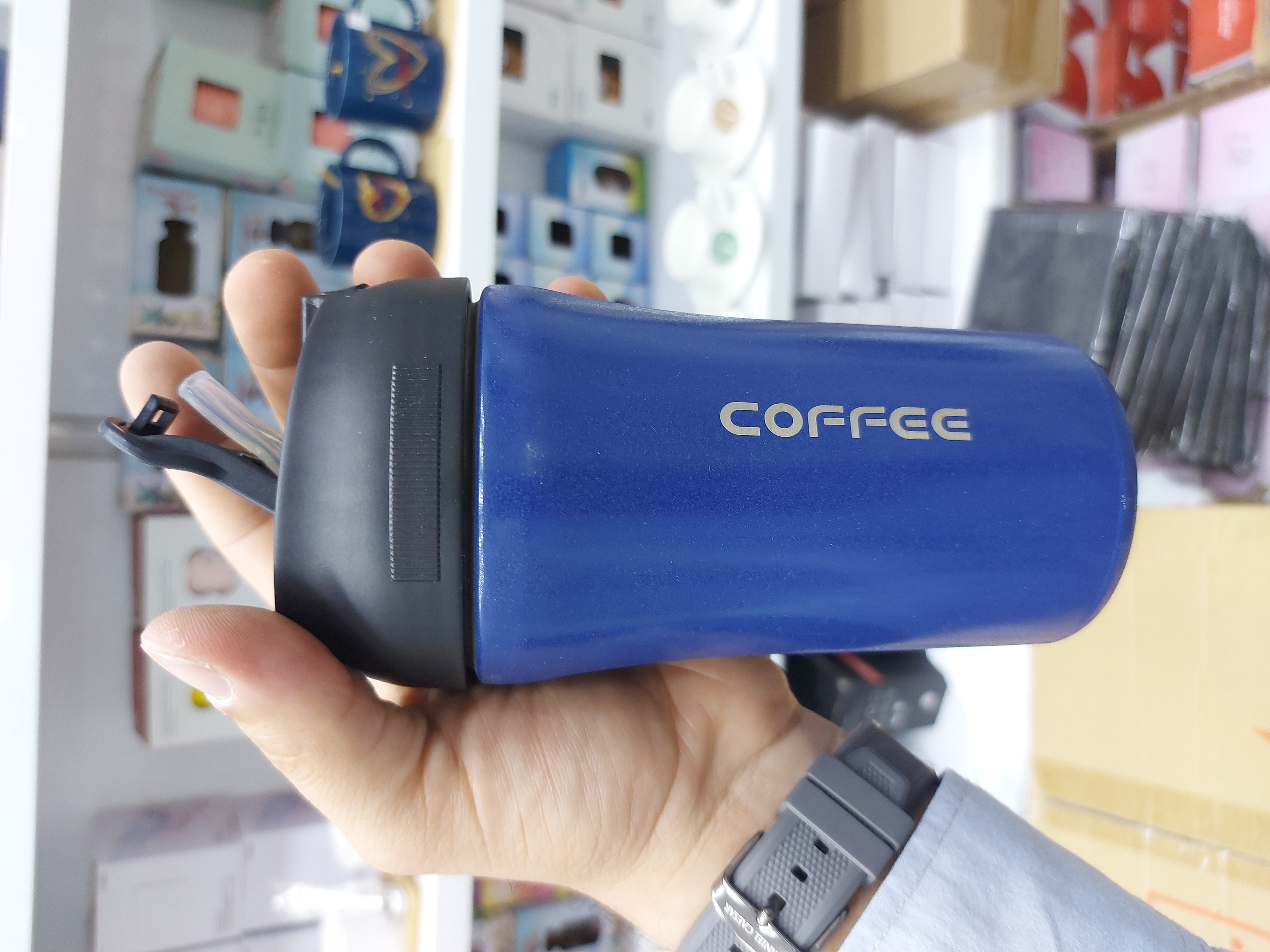 تر‌اول ماگ coffee  کافی