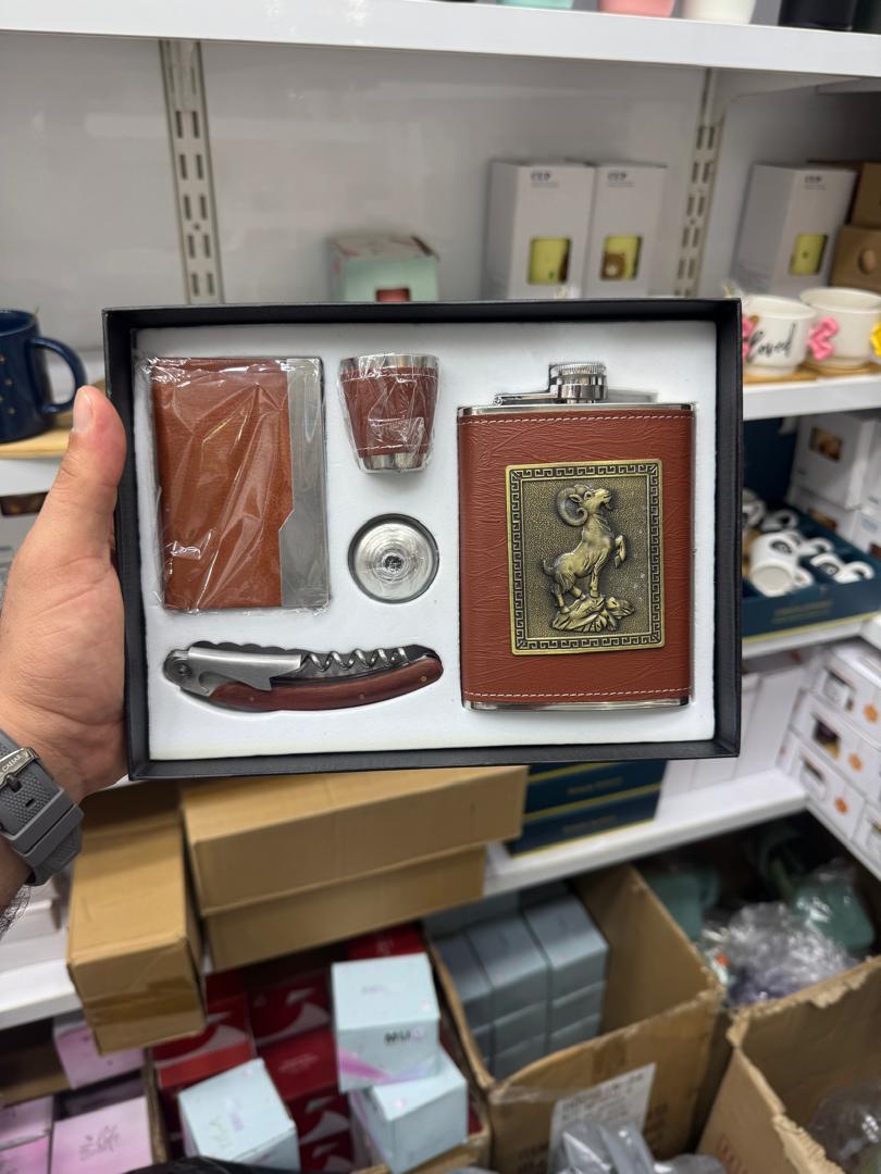 ست نوشیدنی (جاسیگاری/چاقو)